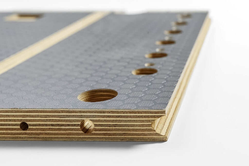 Tailored Riga Heksa Plus Silver gray (cut-to-size, CNC-machining, edge-machining)