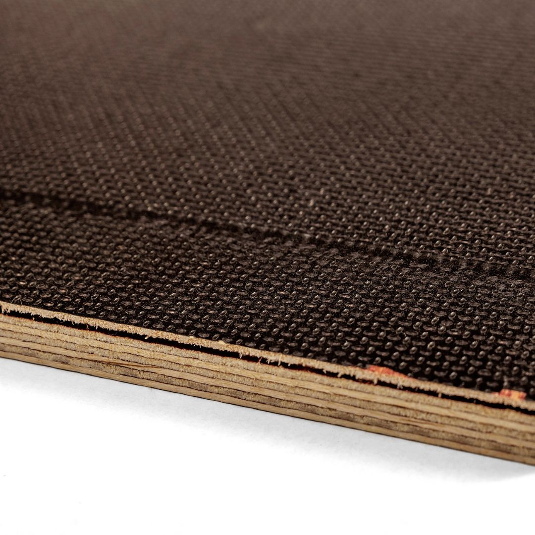 Lack of veneer on edges