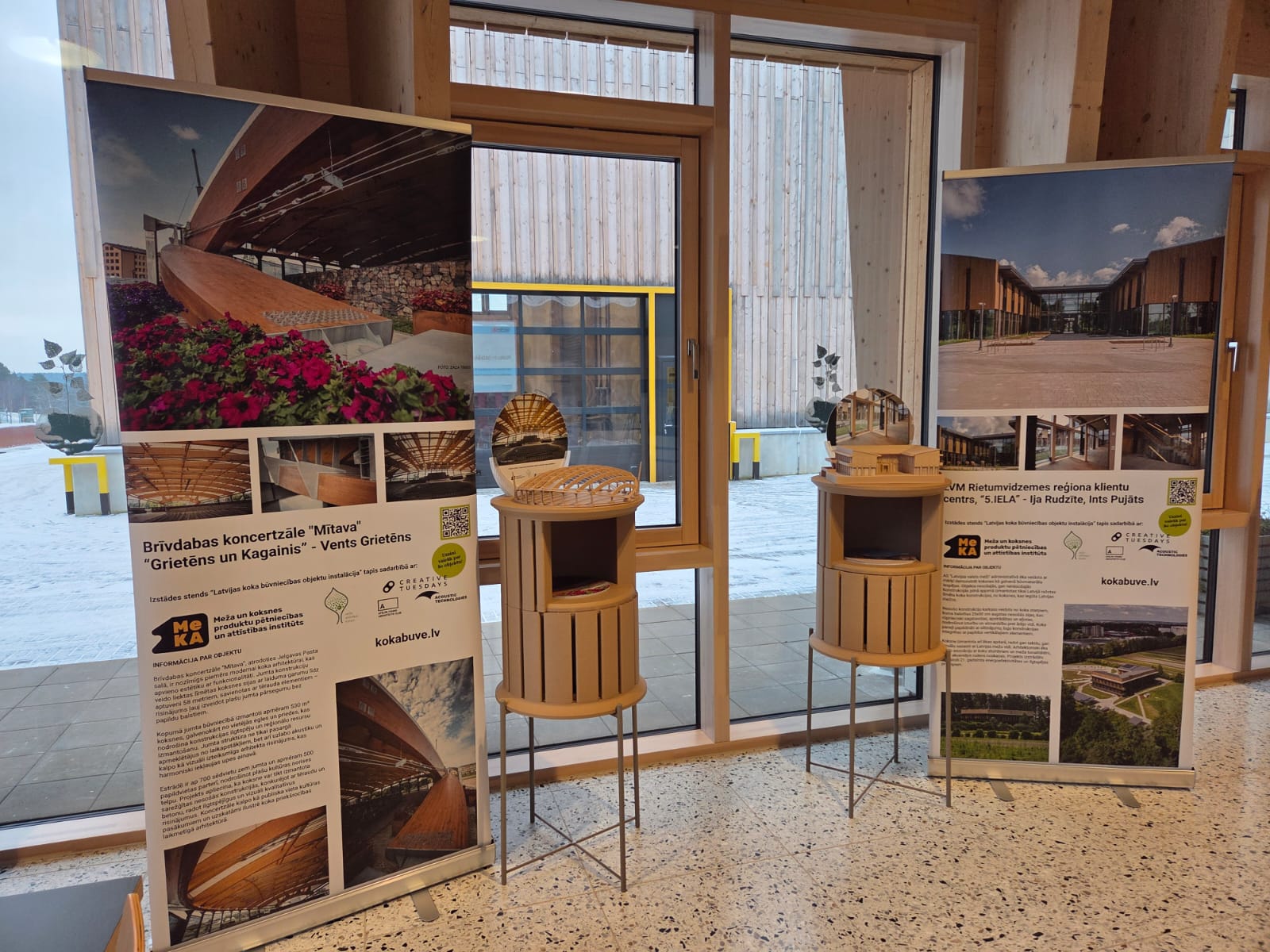Izstāde par koka ēku būvniecību